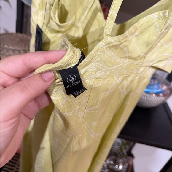 Volcom Sunny Yellow Camisole dress size small - Picture 8 of 14